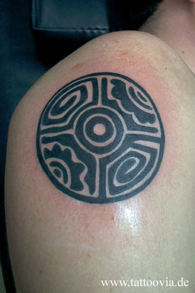 tribal076
